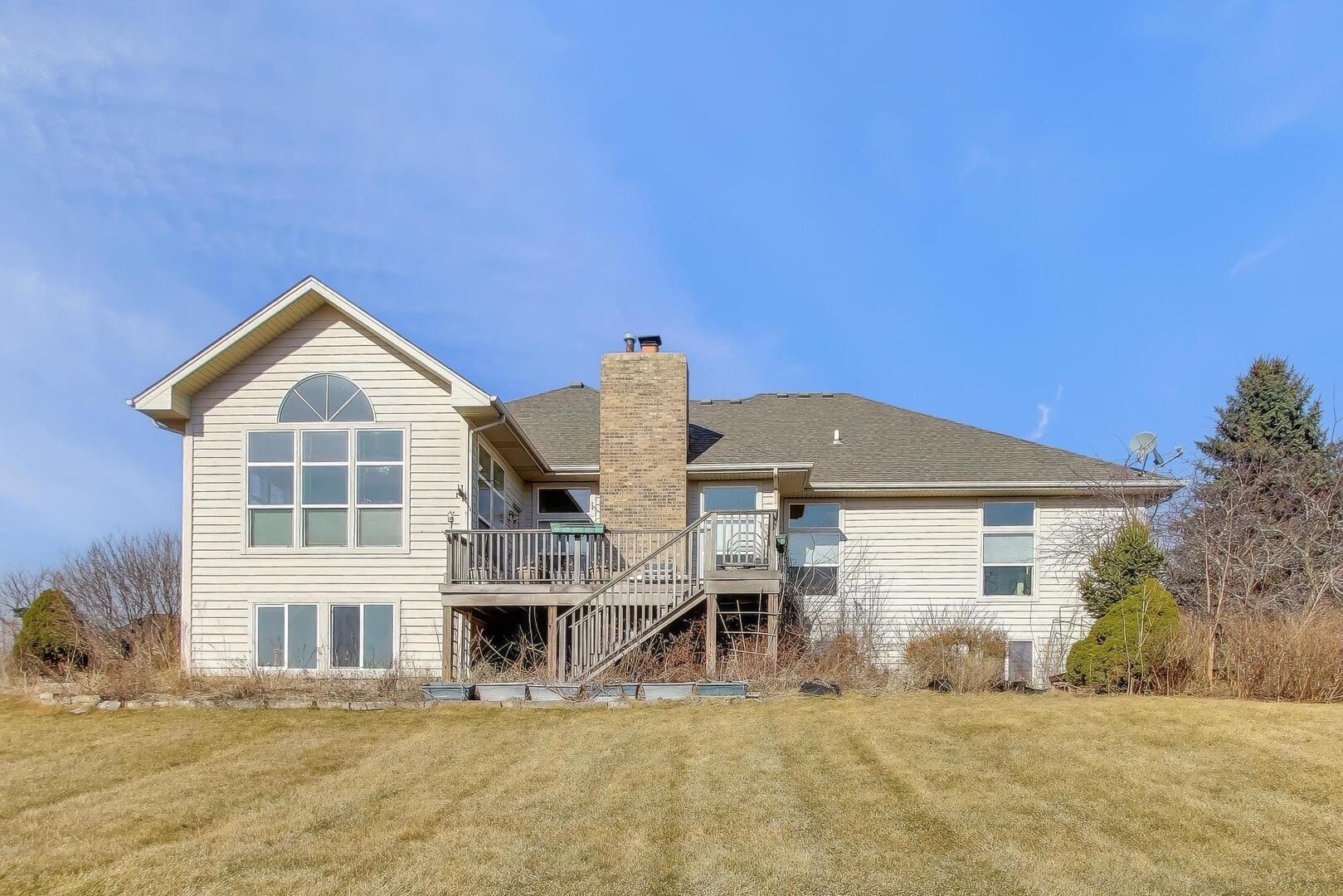 15N866 Meadow Court, Hampshire, IL 60140