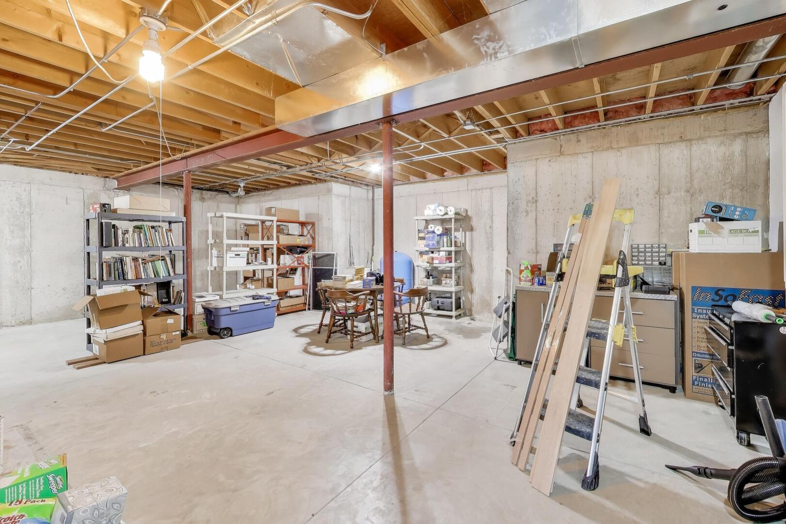 15N866 Meadow Court, Hampshire, IL 60140