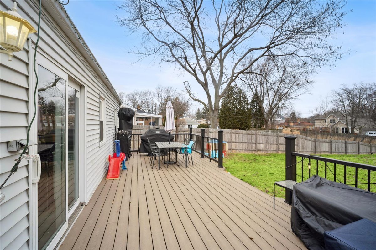 29 N Linden Avenue, Palatine, IL 60074