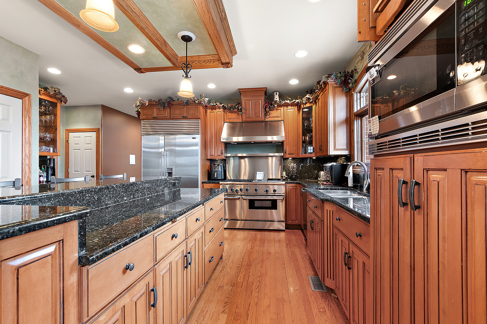 7832 Joliet Drive, Tinley Park, IL 60477