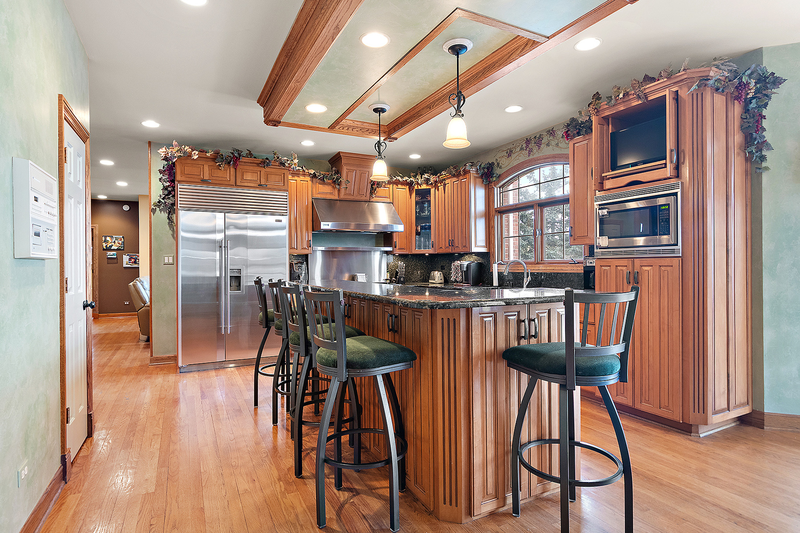 7832 Joliet Drive, Tinley Park, IL 60477