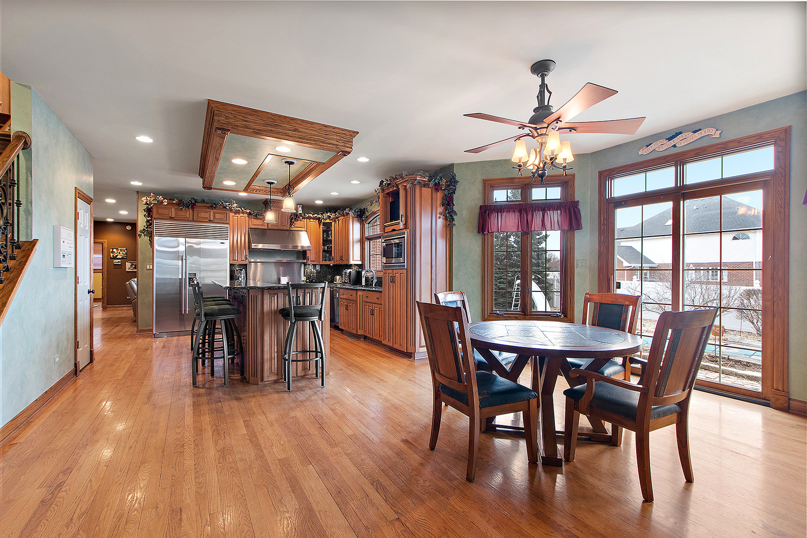 7832 Joliet Drive, Tinley Park, IL 60477