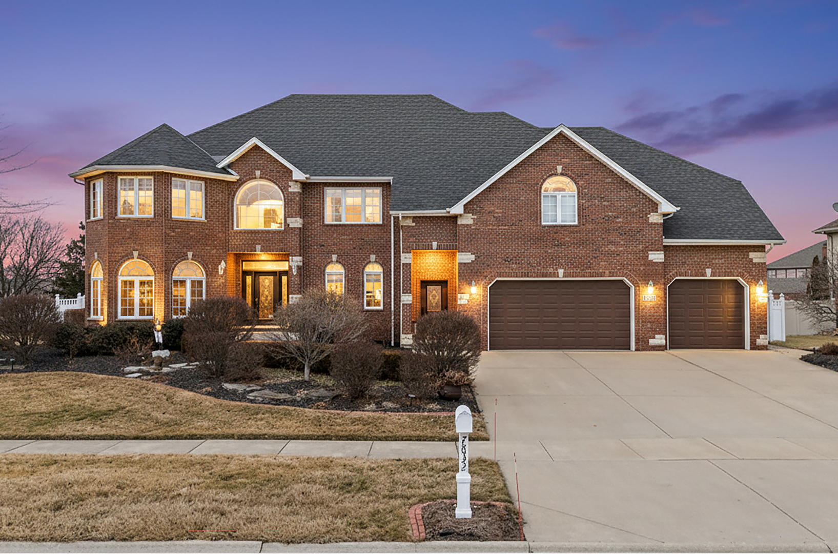 7832 Joliet Drive, Tinley Park, IL 60477