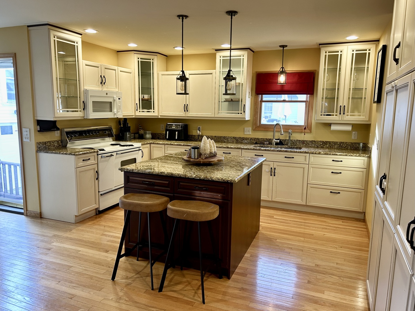 428 E Thompson Street, Princeton, IL 61356