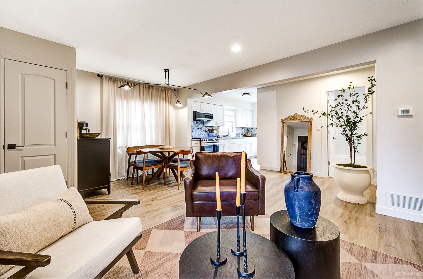 3527 Lake Street, Lansing, IL 60438