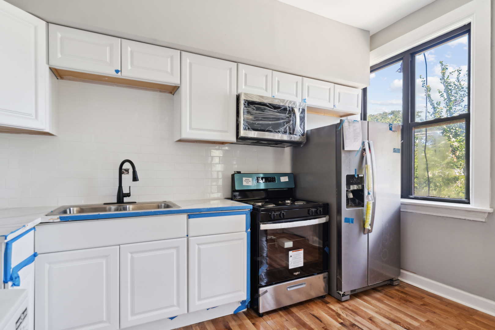 3322 W Congress Parkway, Chicago, IL 60624