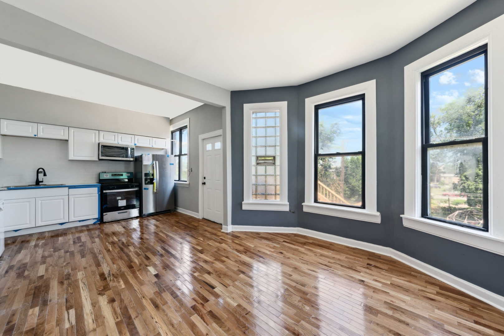 3322 W Congress Parkway, Chicago, IL 60624