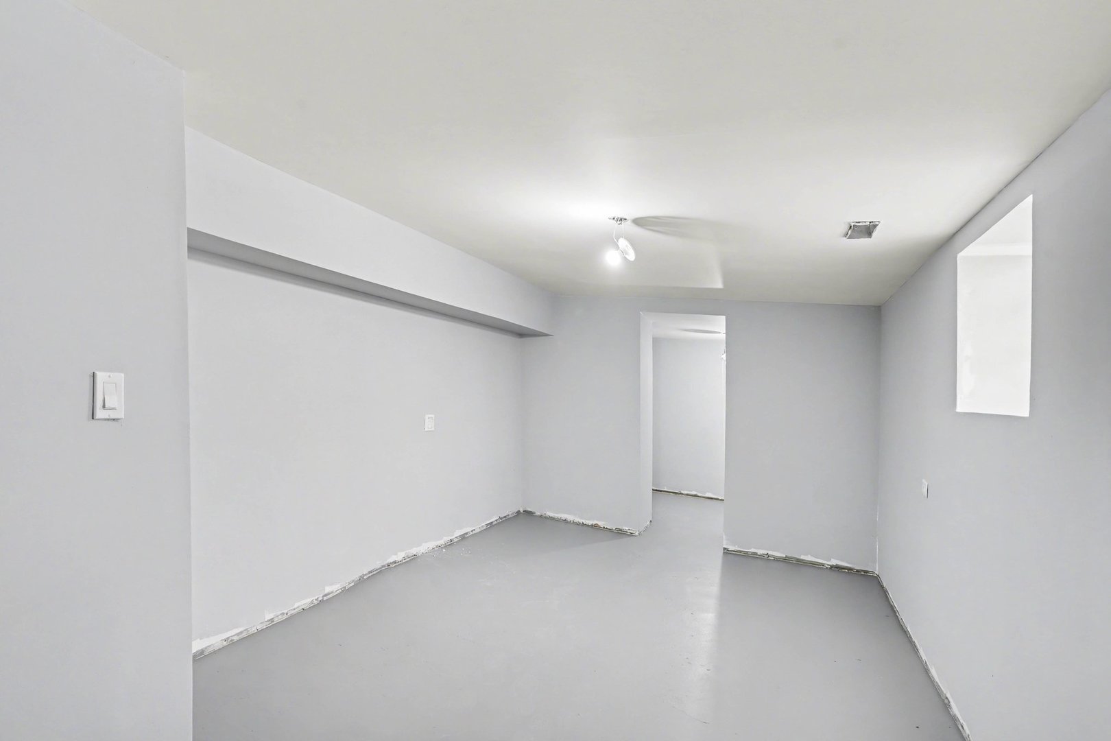 7815 S Merrill Avenue, Chicago, IL 60649