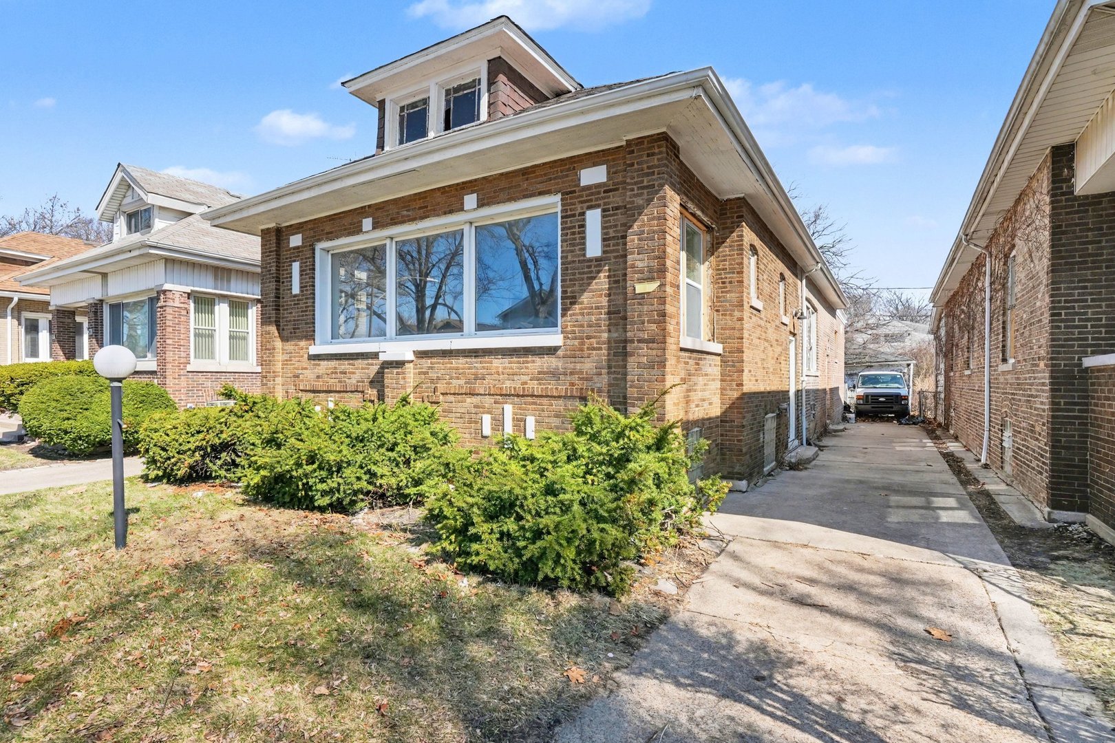 7815 S Merrill Avenue, Chicago, IL 60649