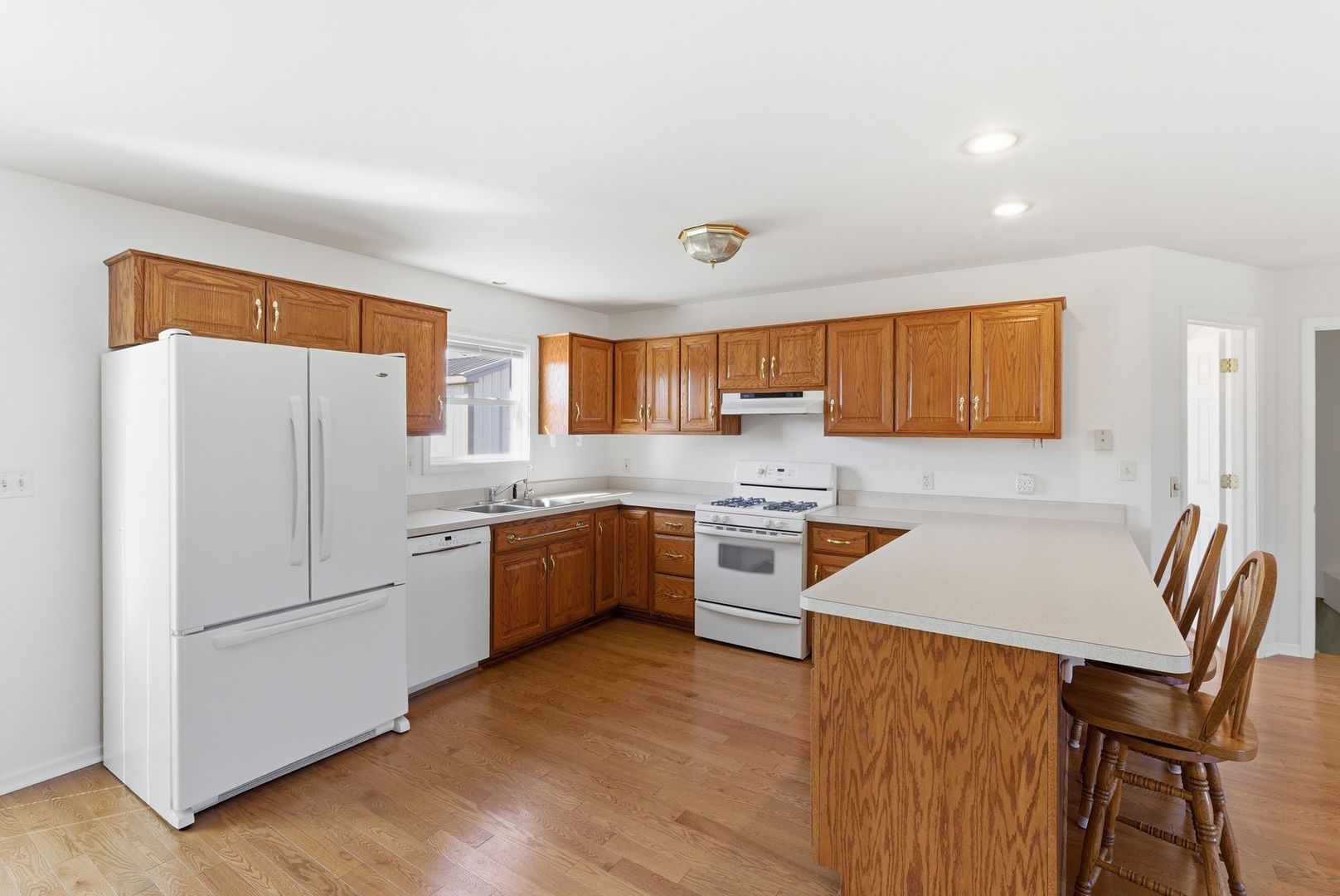 906 Warren Street, Earlville, IL 60518