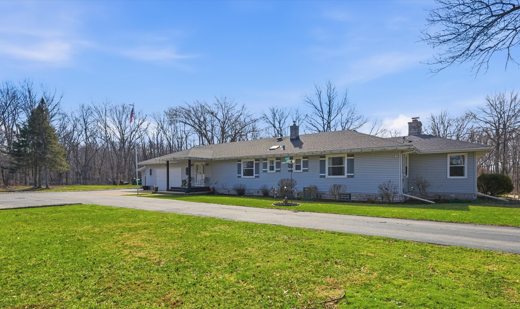 2 Rohe Lane, Crete, IL 60417