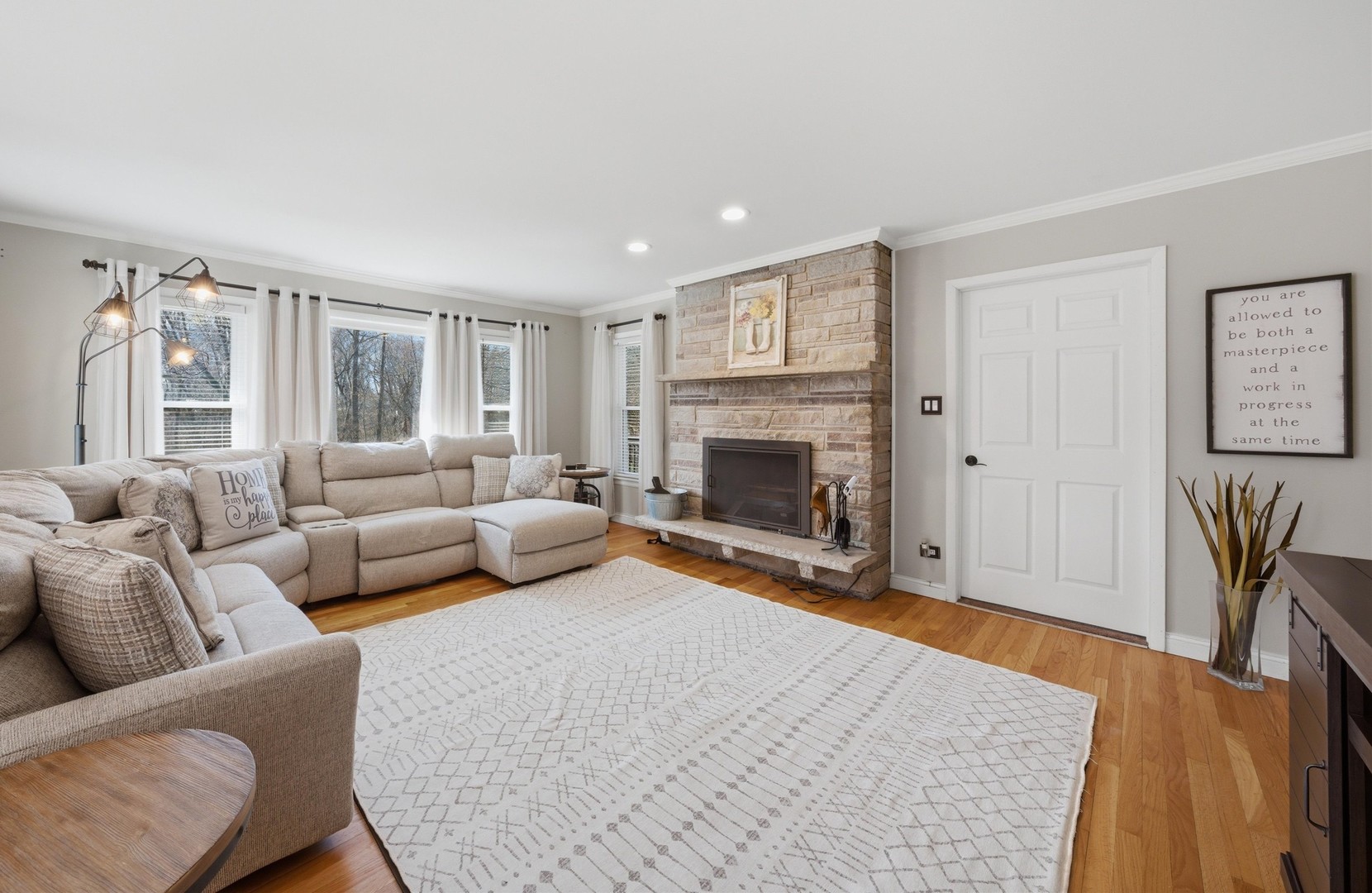 2 Rohe Lane, Crete, IL 60417