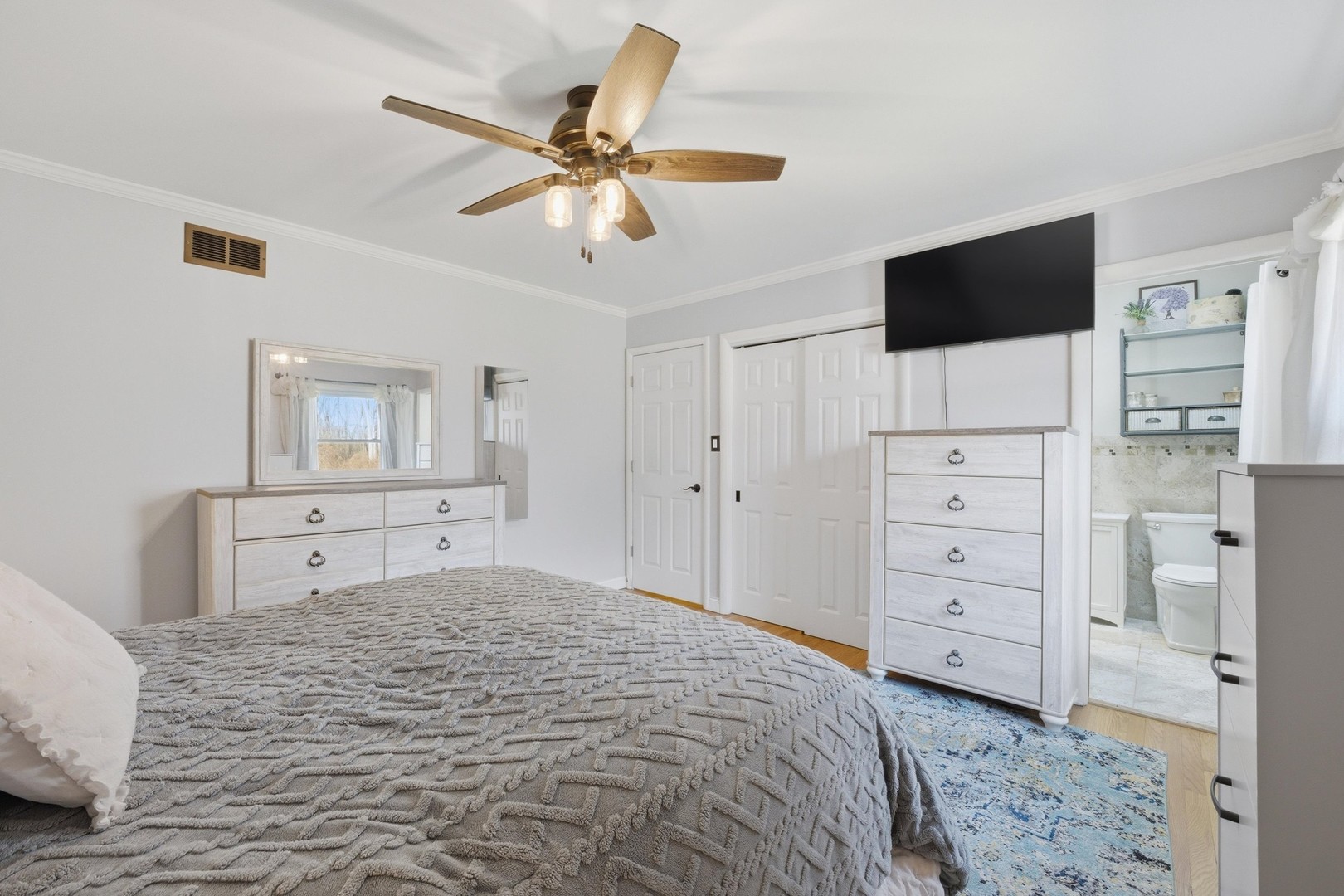 2 Rohe Lane, Crete, IL 60417