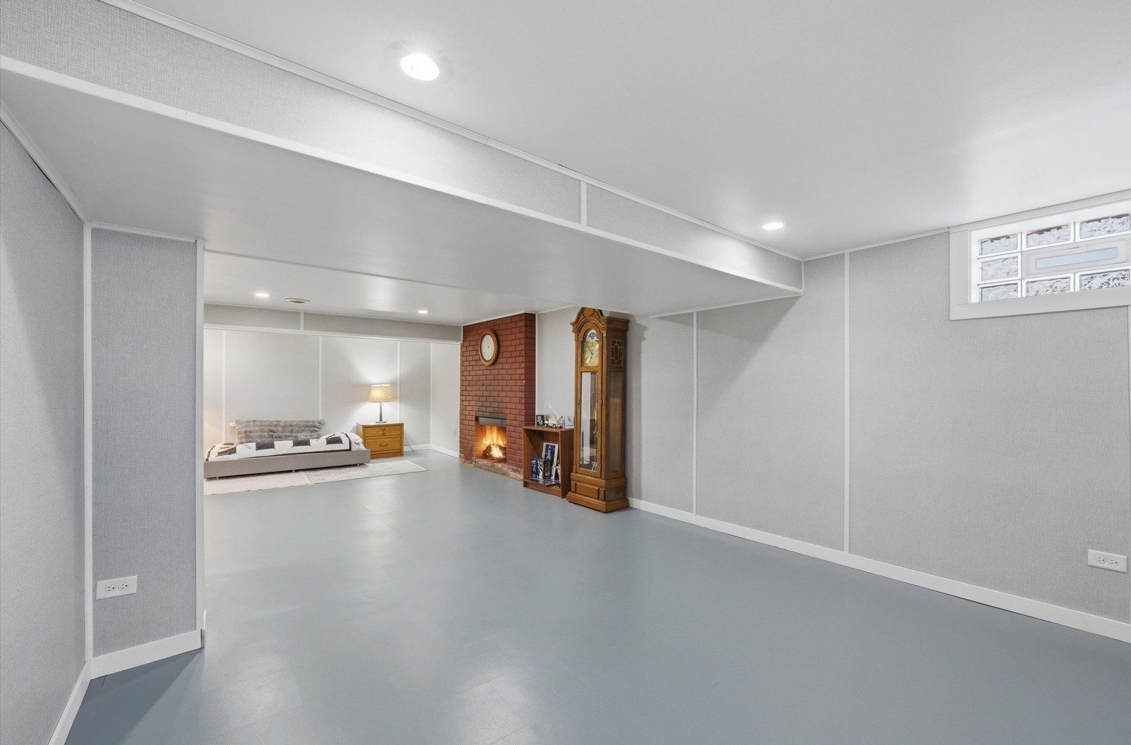 2 Rohe Lane, Crete, IL 60417