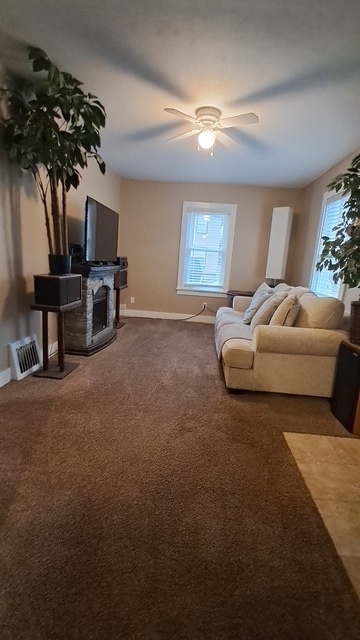 212 W Division Street, Bloomington, IL 61701