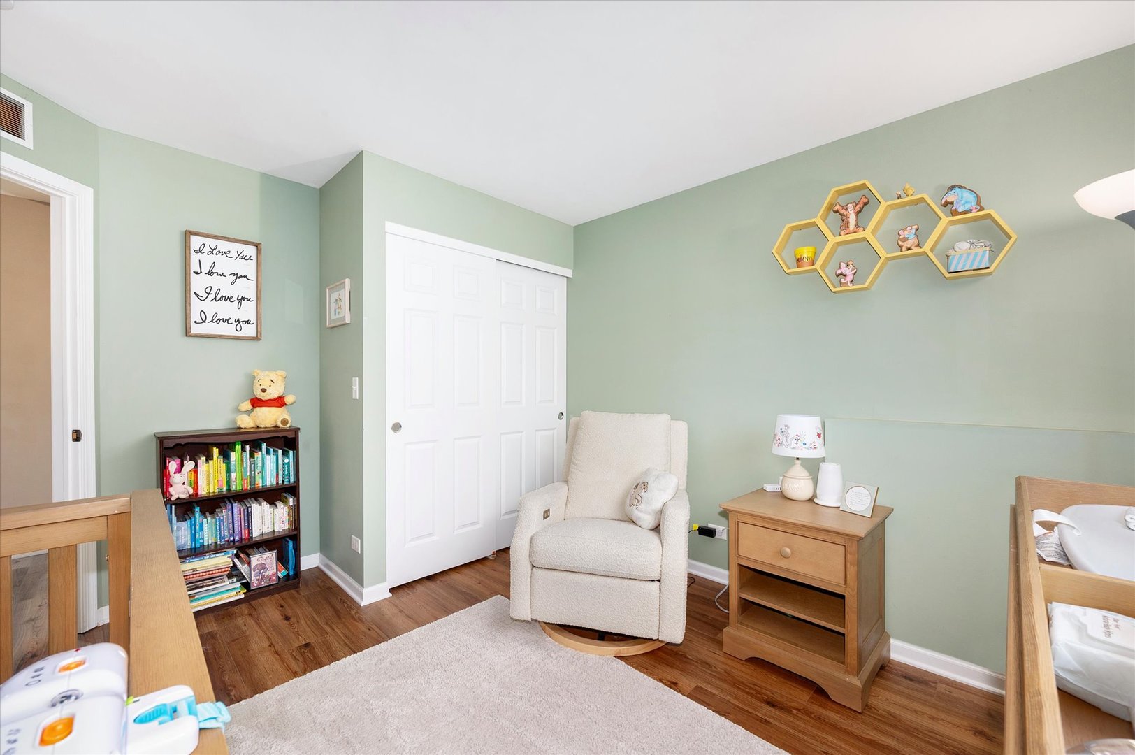 240 Devoe Drive, Oswego, IL 60543