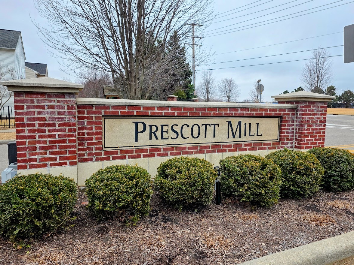 240 Devoe Drive, Oswego, IL 60543