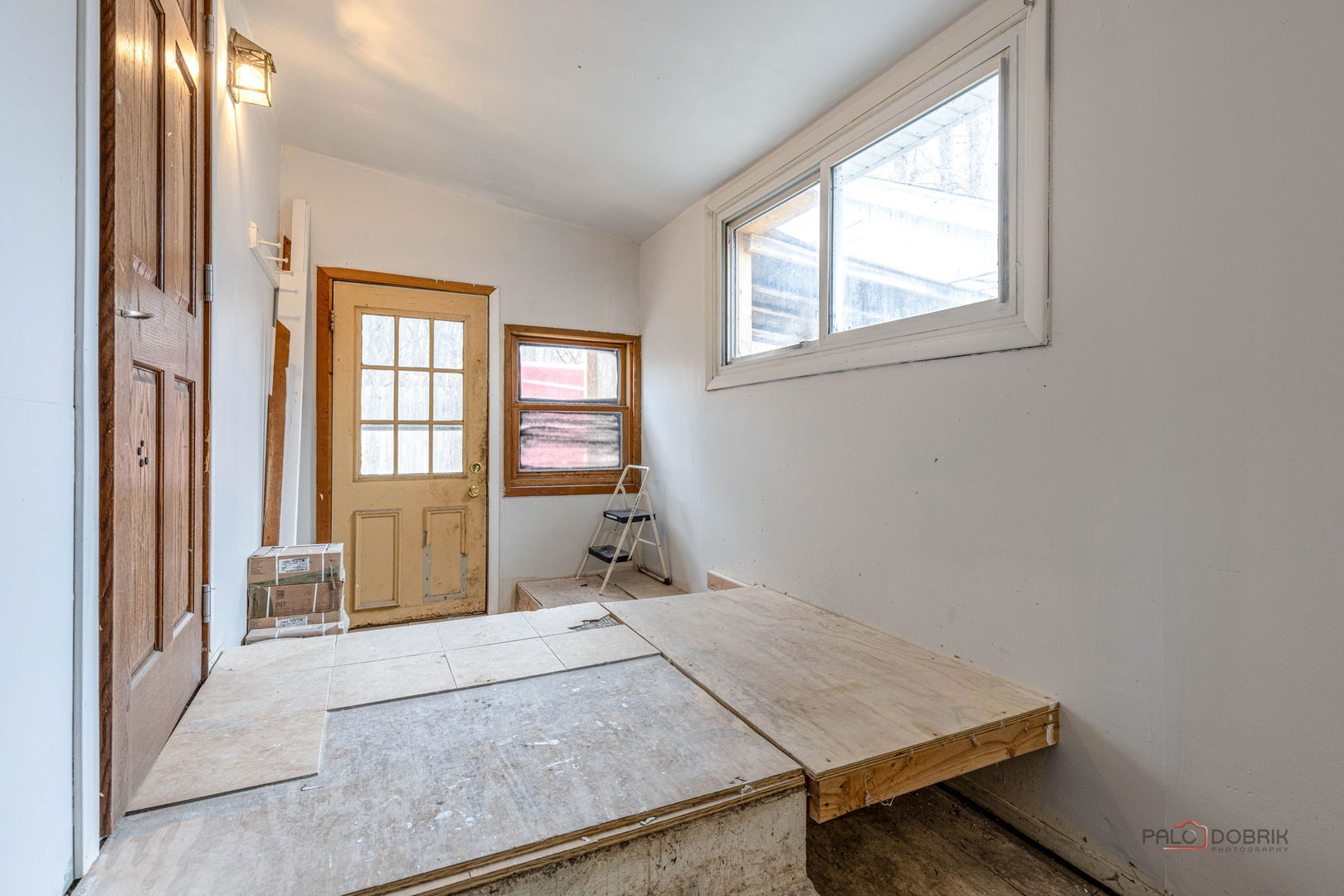 3203 S Bergman Drive, Holiday Hills, IL 60051