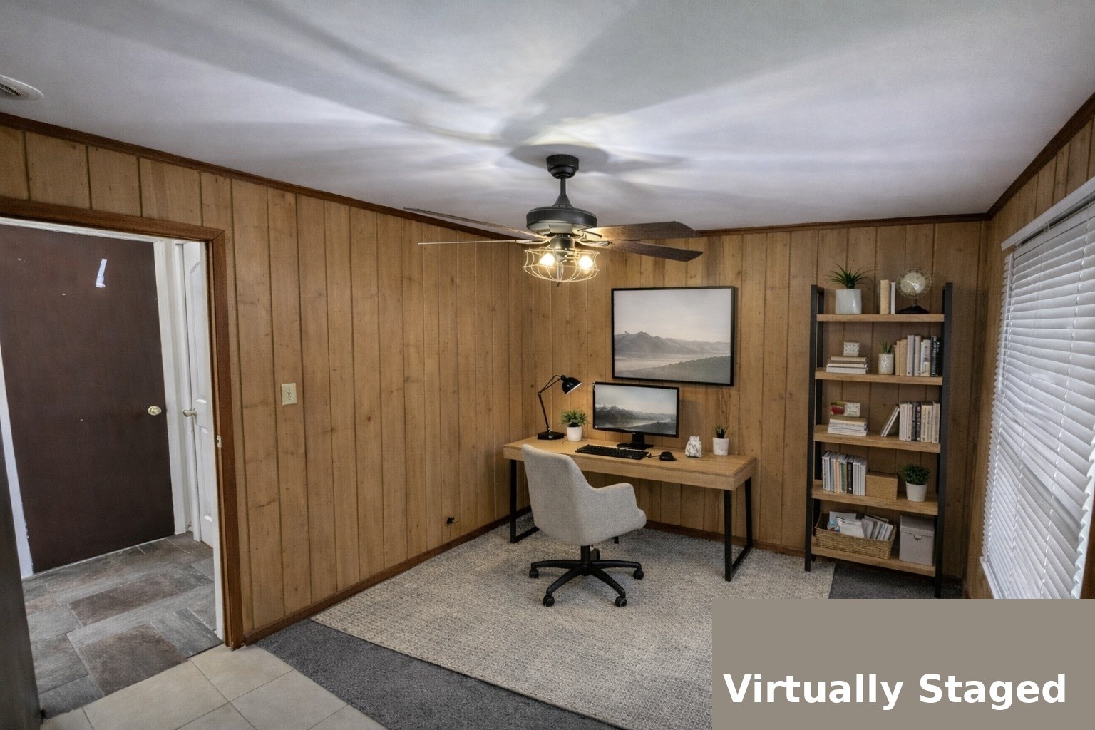 3203 S Bergman Drive, Holiday Hills, IL 60051