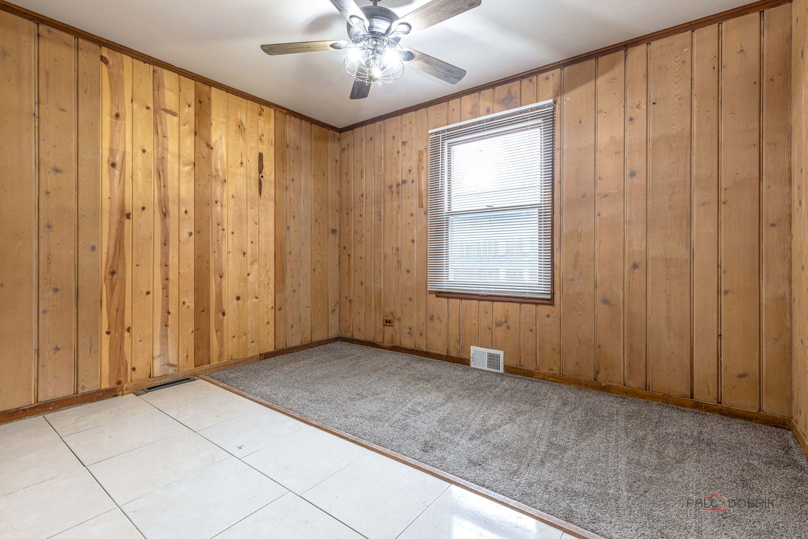 3203 S Bergman Drive, Holiday Hills, IL 60051