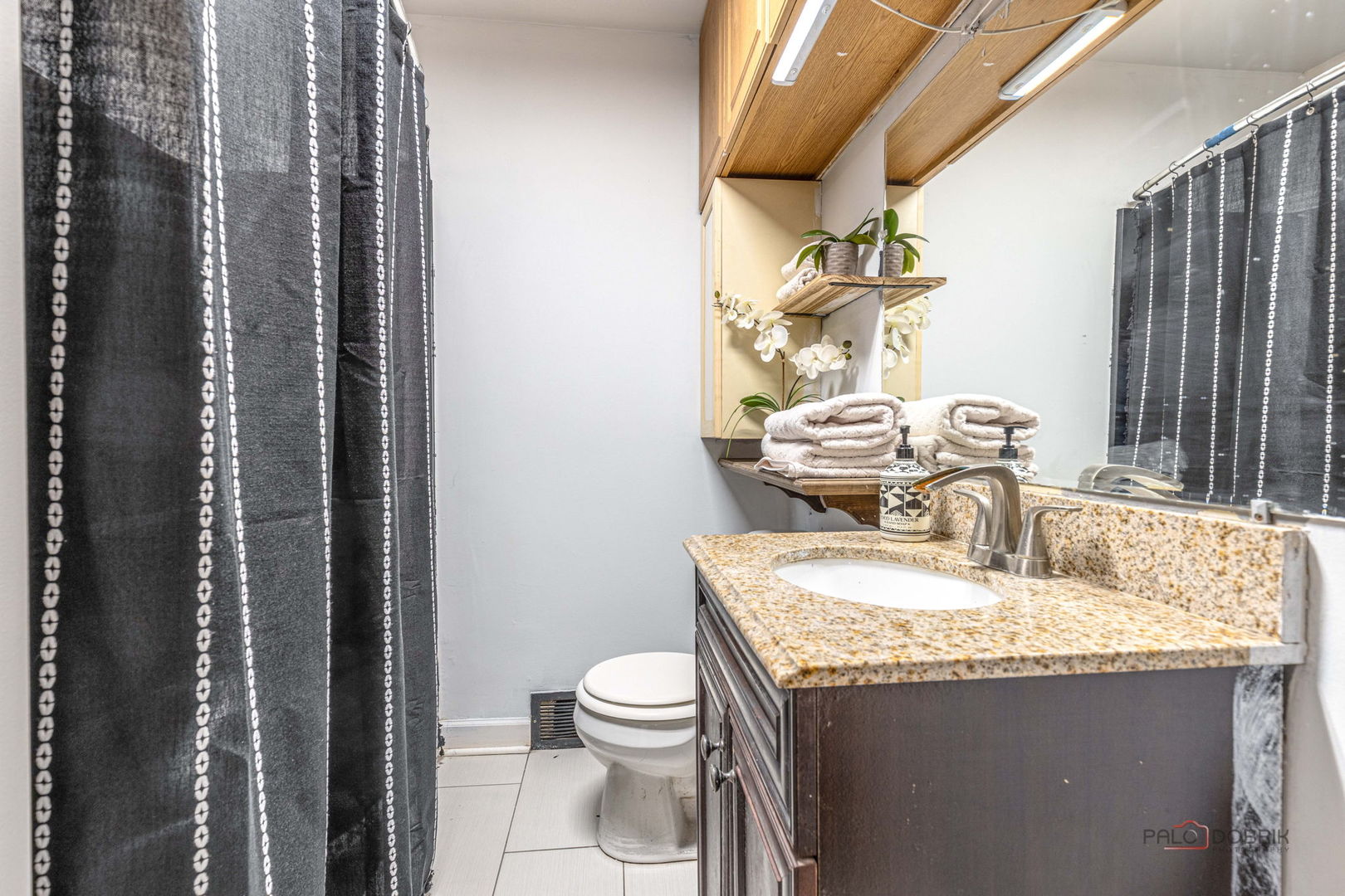 3203 S Bergman Drive, Holiday Hills, IL 60051