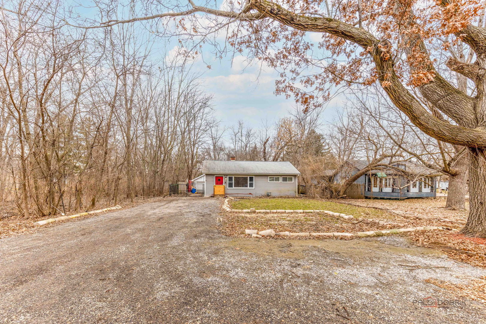 3203 S Bergman Drive, Holiday Hills, IL 60051