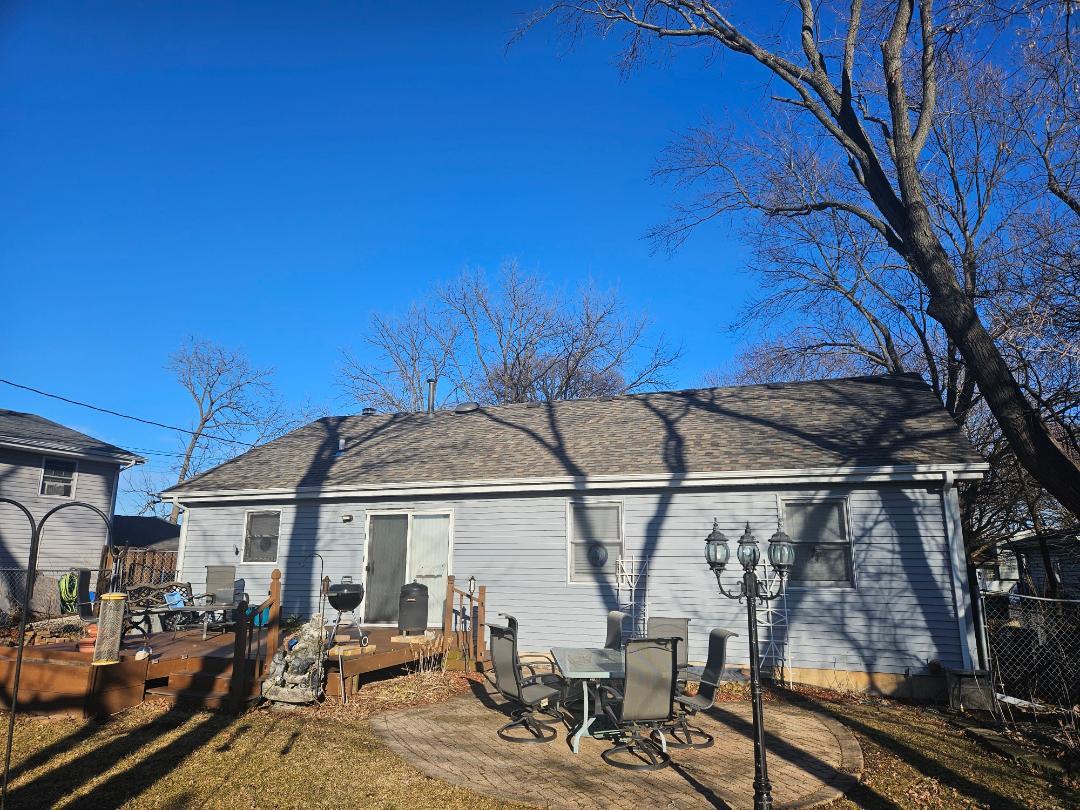 1523 Washington Street, Lake In The Hills, IL 60156