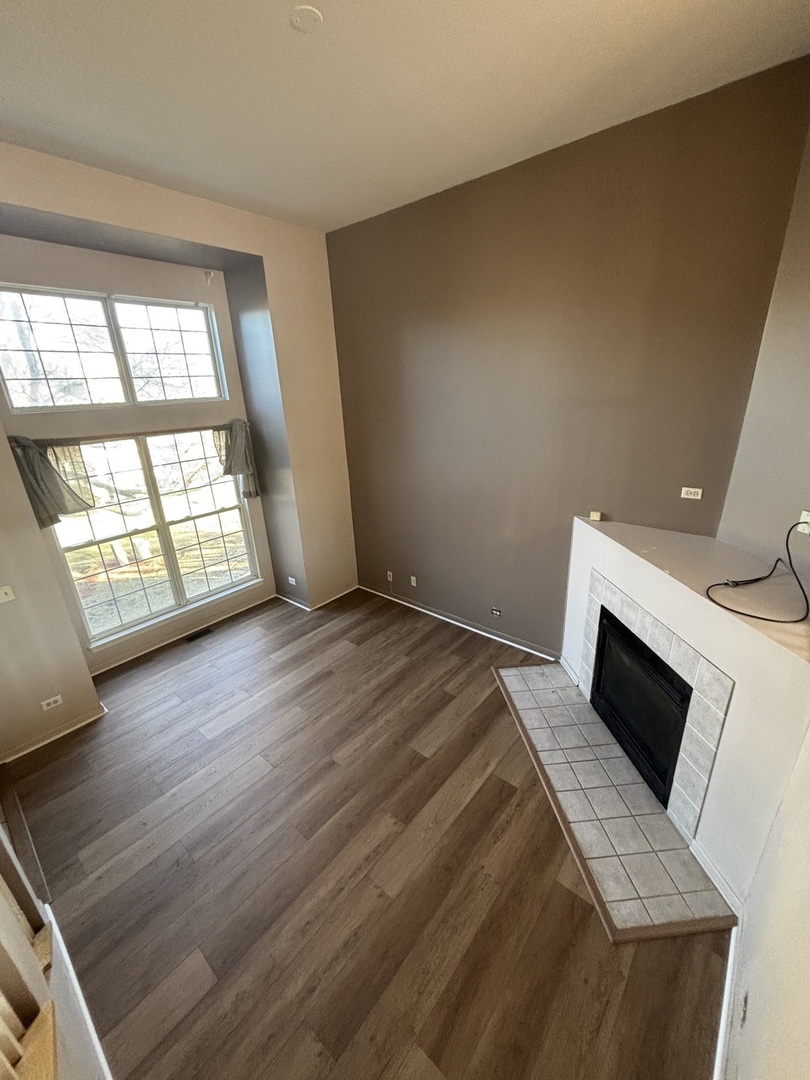 647 W Georgian Court #647, Addison, IL 60101