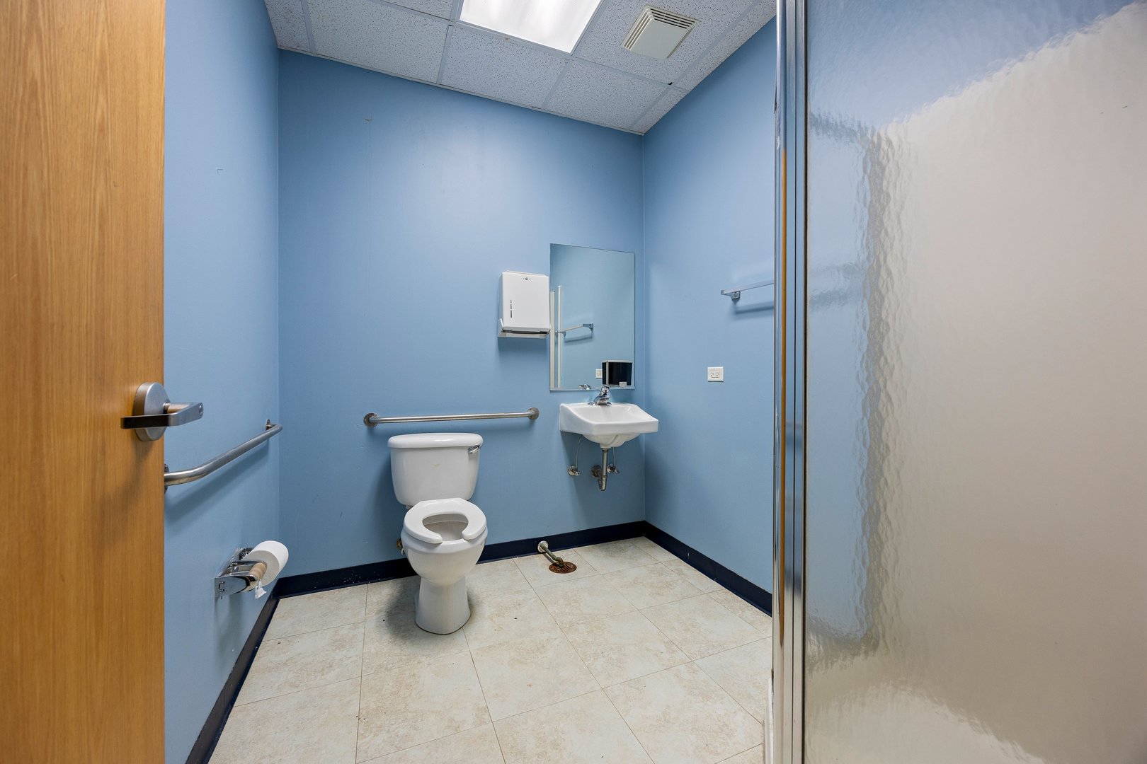 1111 Burlington Avenue #110, Lisle, IL 60532