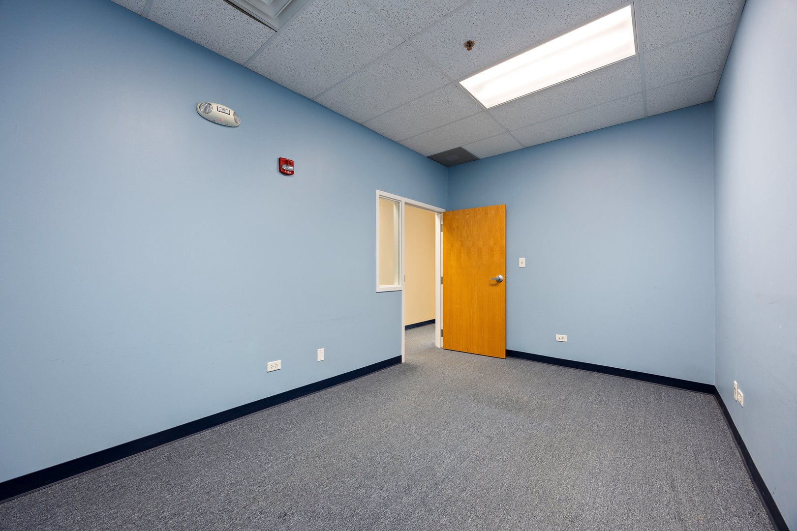 1111 Burlington Avenue #110, Lisle, IL 60532