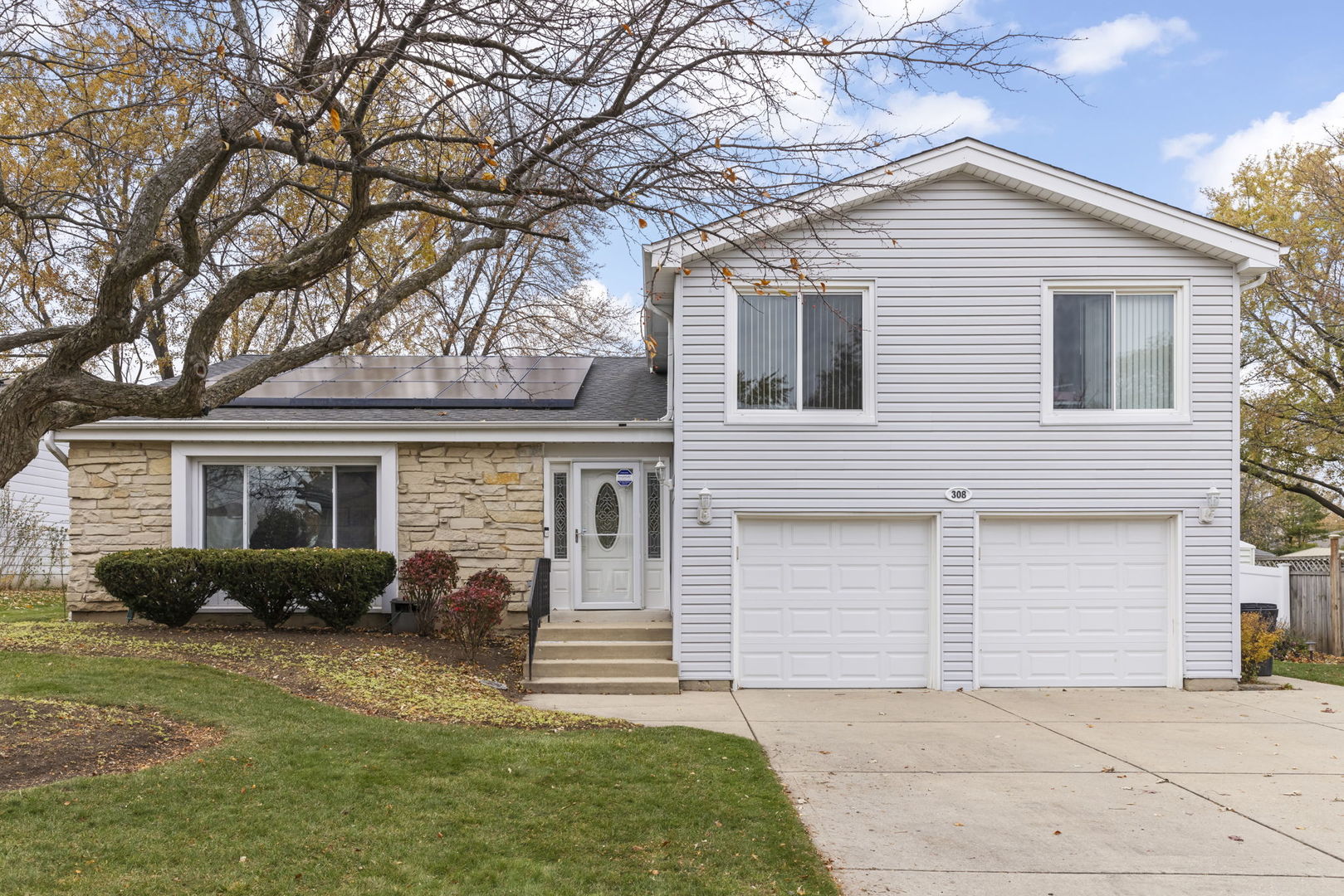 308 Plymouth Lane, Bloomingdale, IL 60108