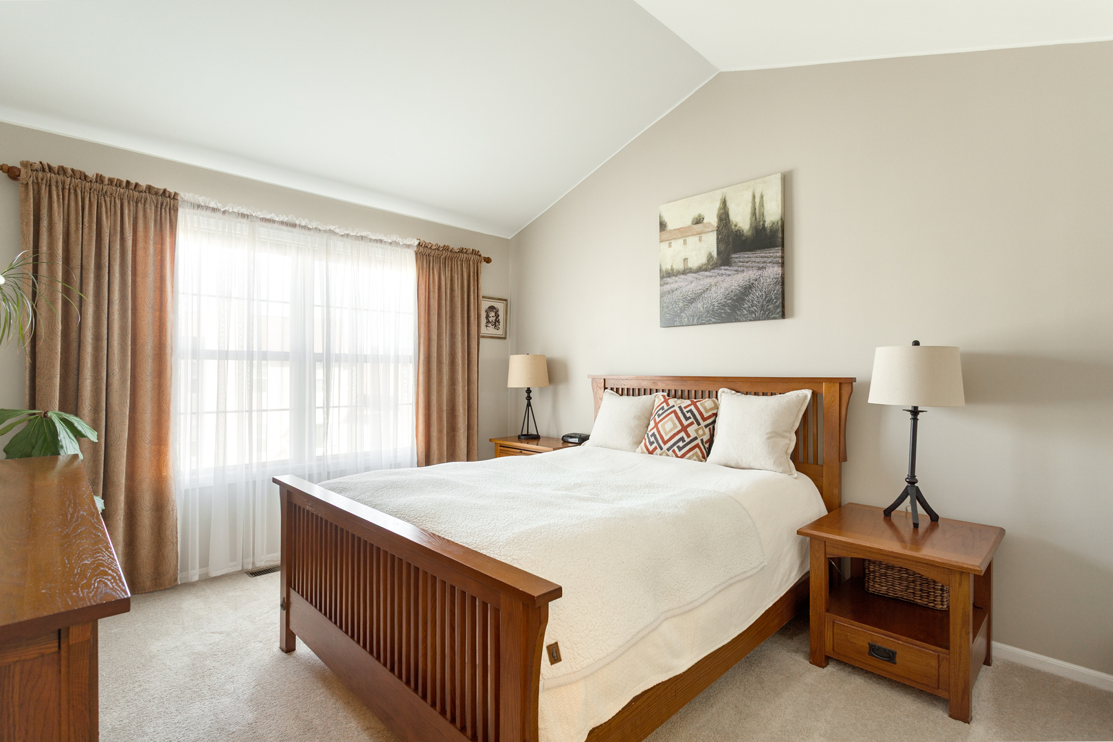 279 Regal Court, Roselle, IL 60172