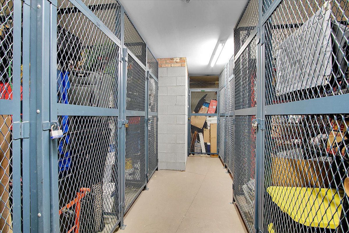 245 S Park Lane #321, Palatine, IL 60074