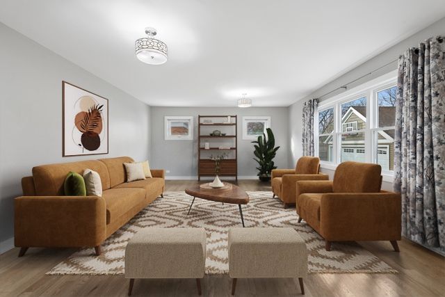 512 N Elm Street, Mount Prospect, IL 60056