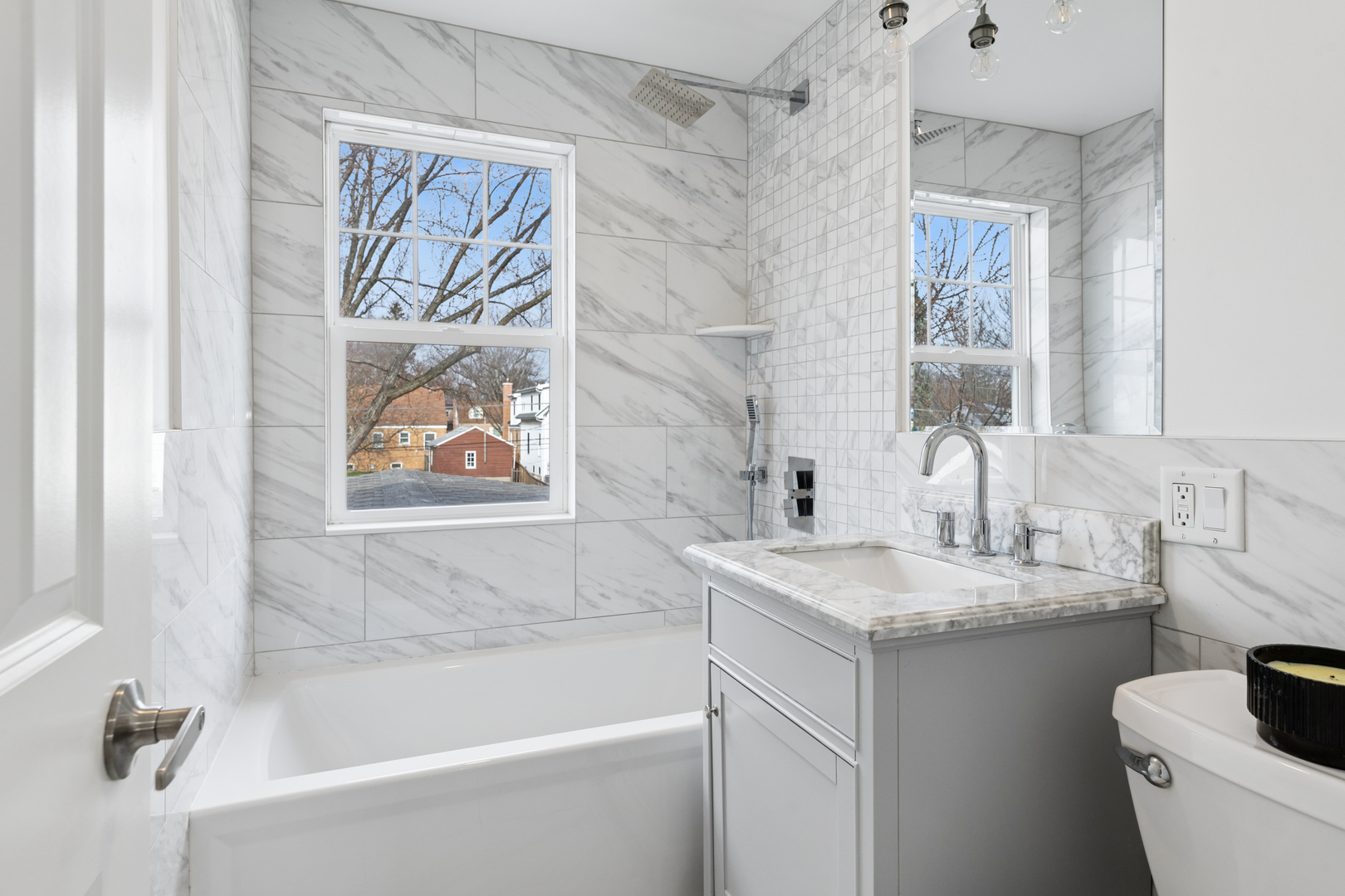 512 N Elm Street, Mount Prospect, IL 60056