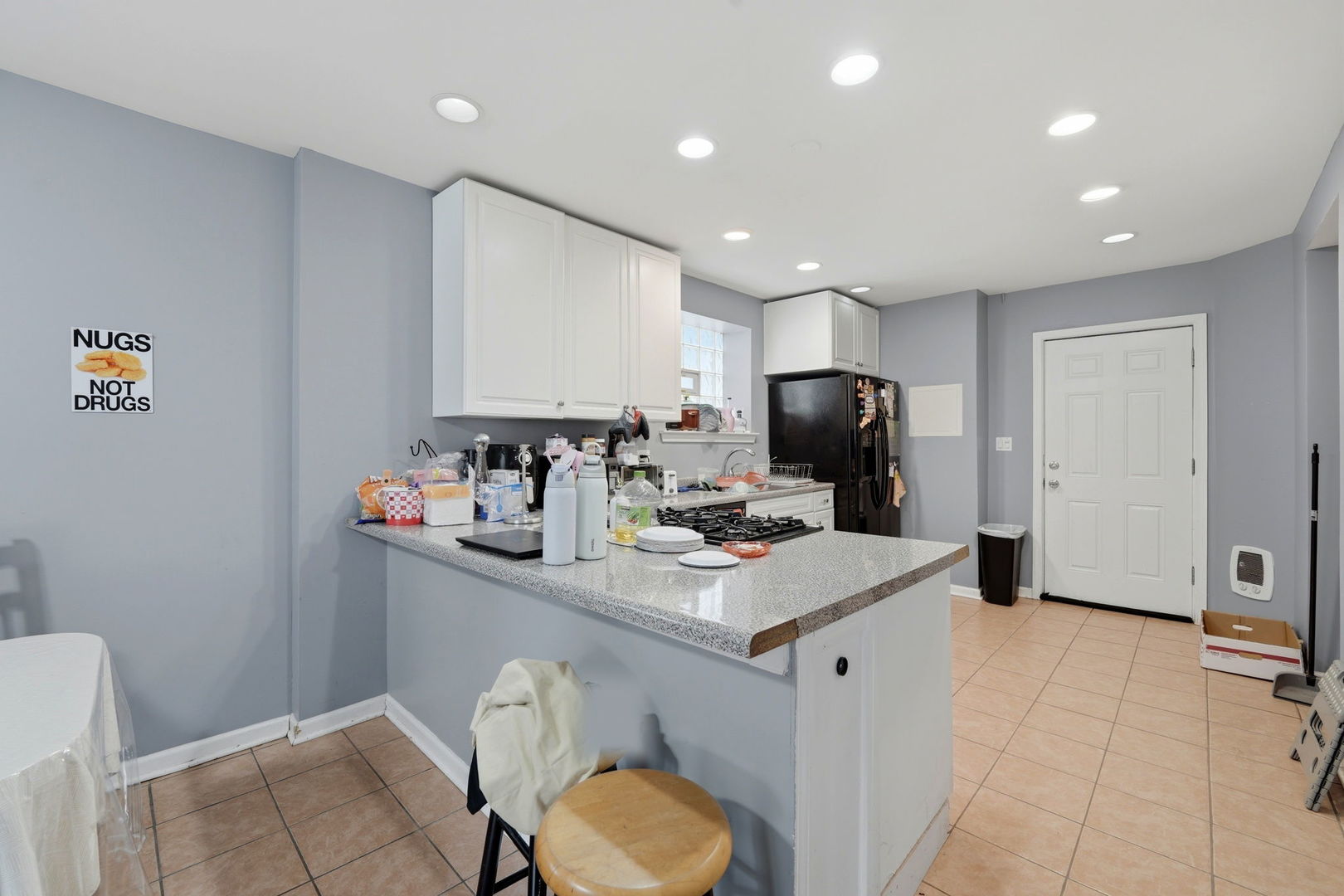 4428 N Tripp Avenue, Chicago, IL 60630