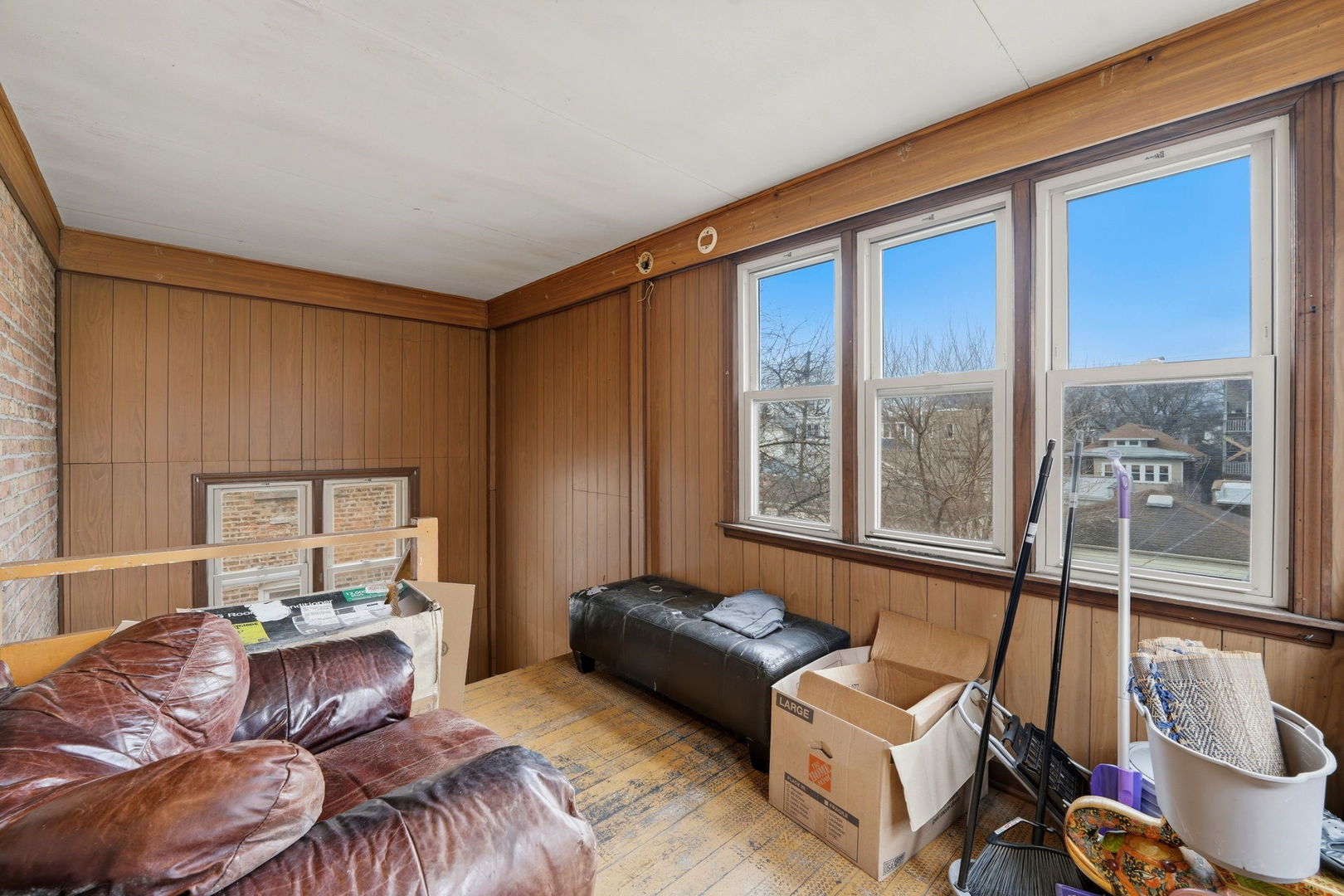 4428 N Tripp Avenue, Chicago, IL 60630