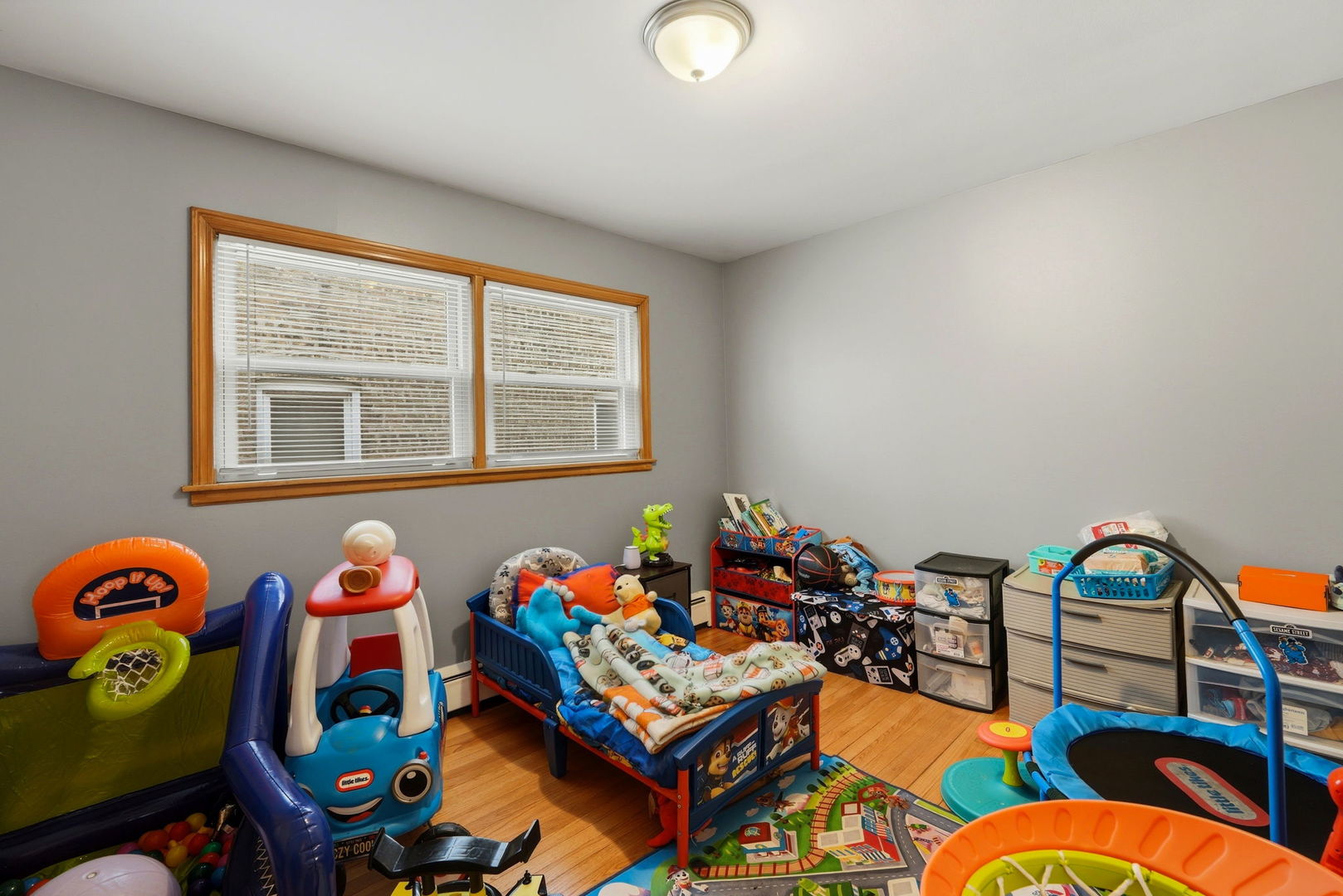 4428 N Tripp Avenue, Chicago, IL 60630