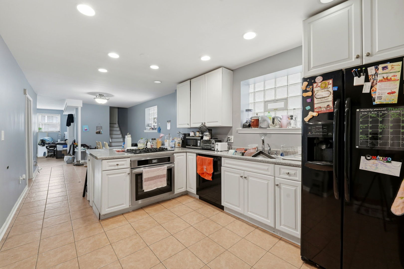 4428 N Tripp Avenue, Chicago, IL 60630