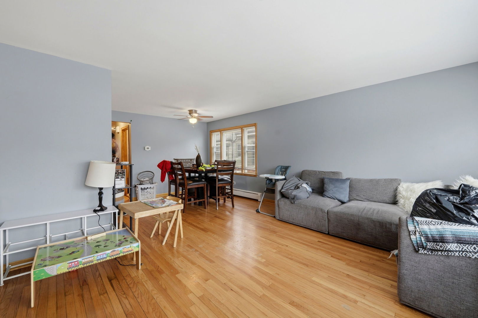 4428 N Tripp Avenue, Chicago, IL 60630