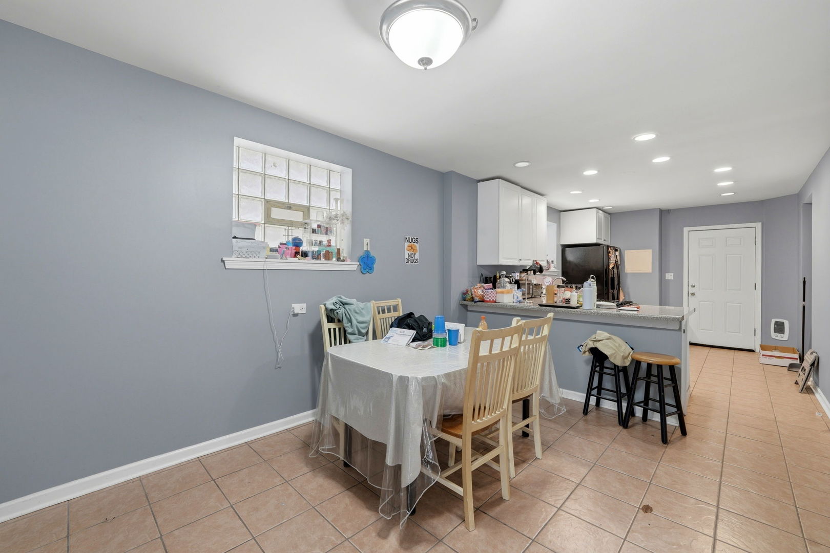 4428 N Tripp Avenue, Chicago, IL 60630