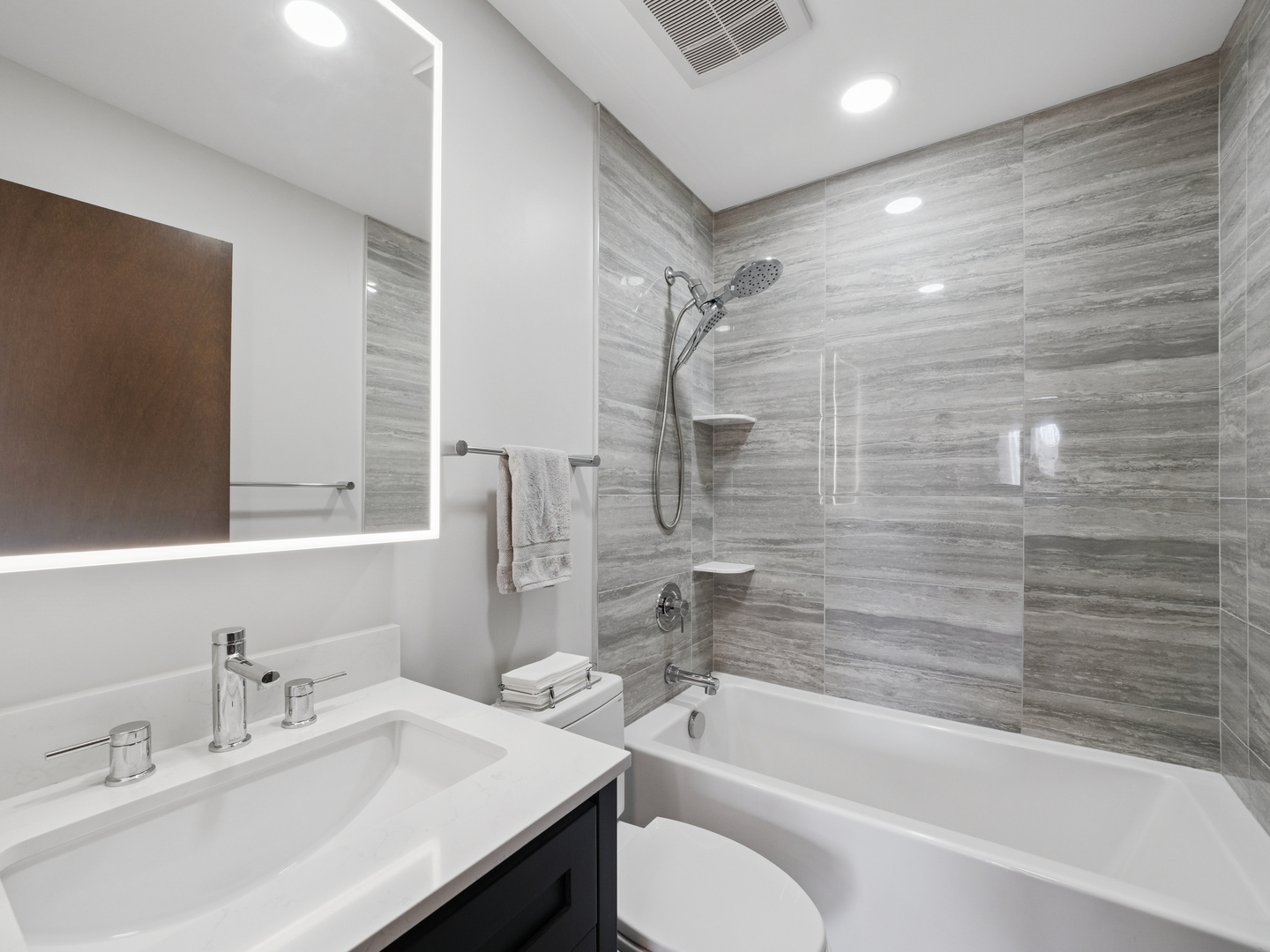 468 Tanglewood Drive, Gurnee, IL 60031