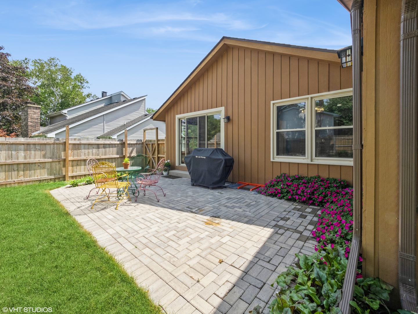 468 Tanglewood Drive, Gurnee, IL 60031