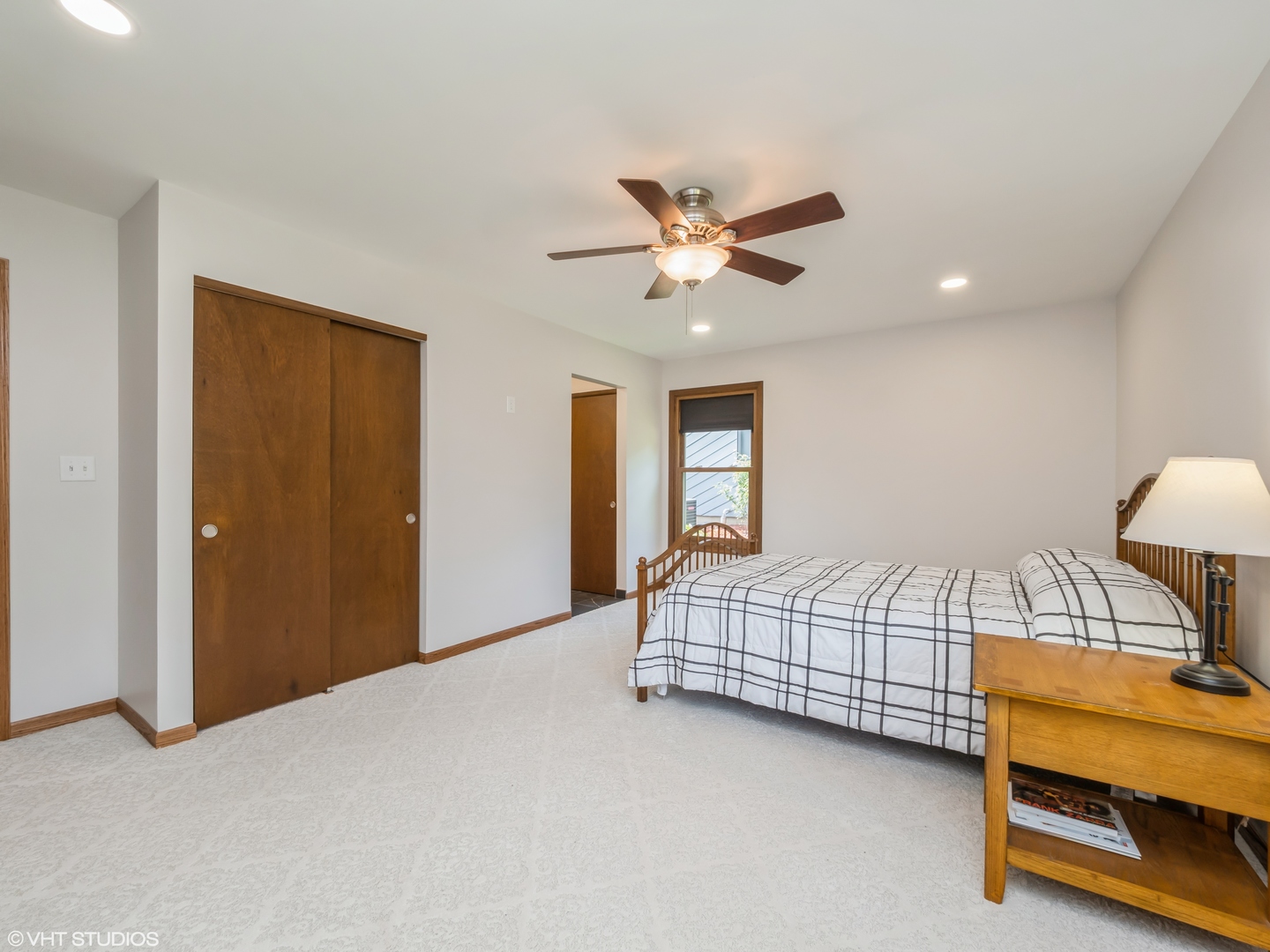 468 Tanglewood Drive, Gurnee, IL 60031