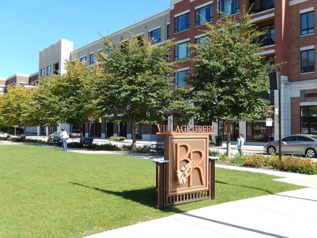 850 Village Center Drive #301, Burr Ridge, IL 60527