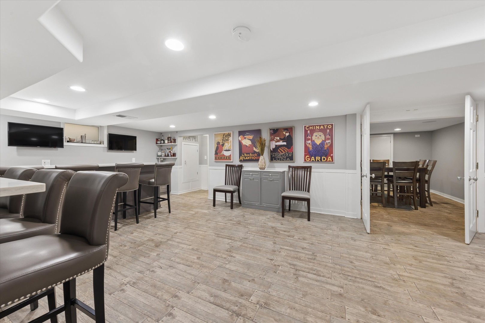 346 E South Street, Elmhurst, IL 60126