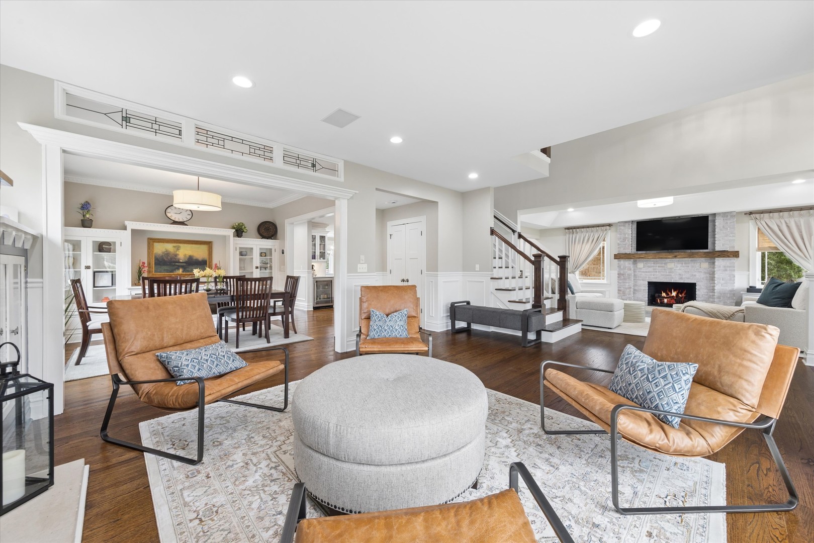 346 E South Street, Elmhurst, IL 60126