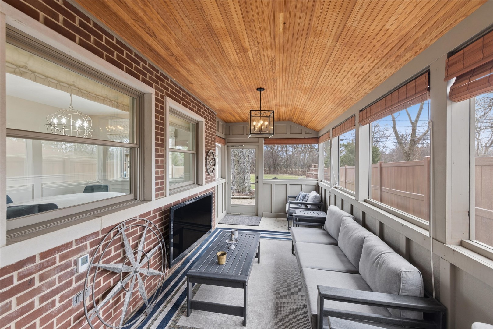 346 E South Street, Elmhurst, IL 60126