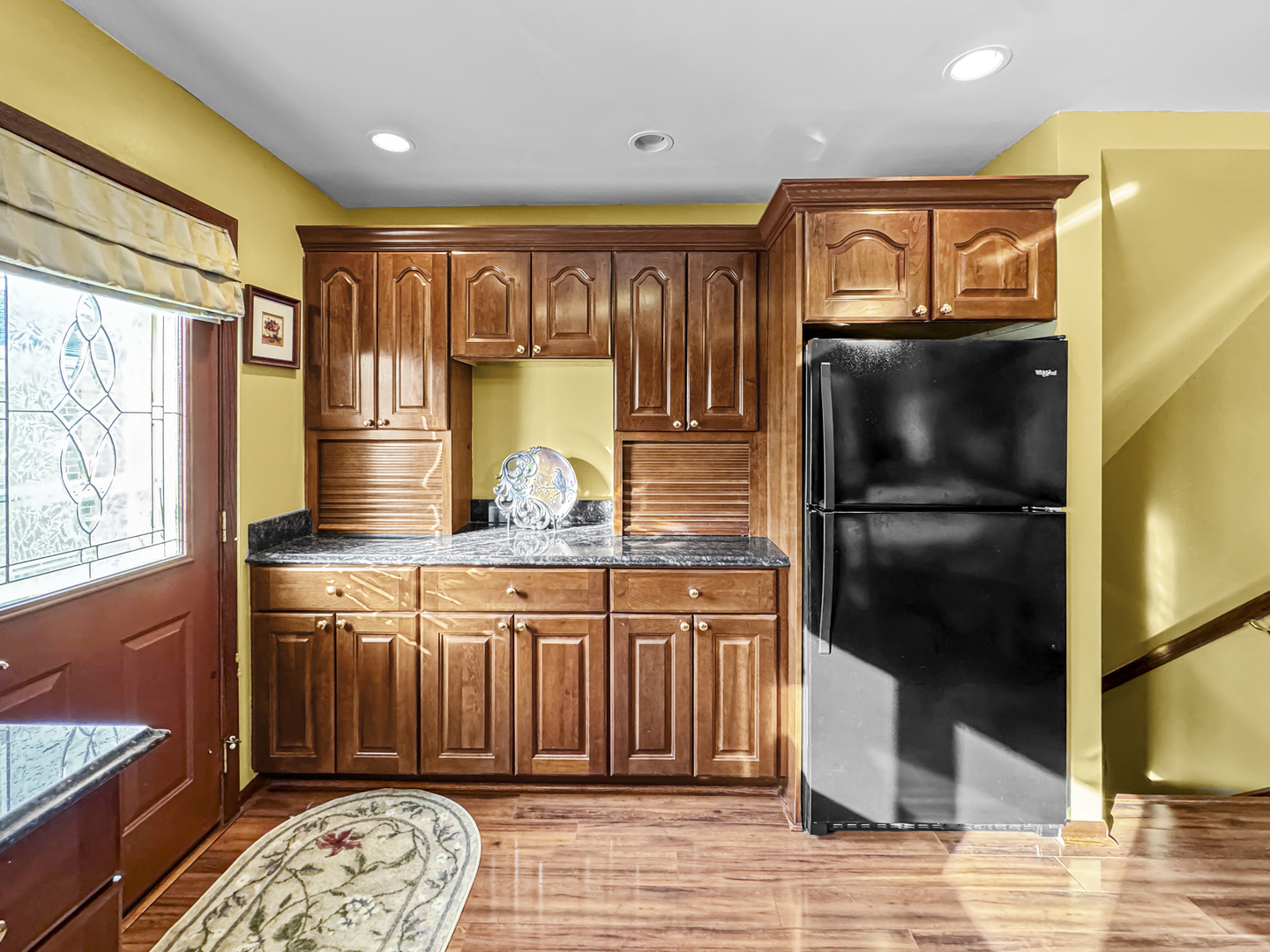 2650 Sunnyside Avenue, Westchester, IL 60154