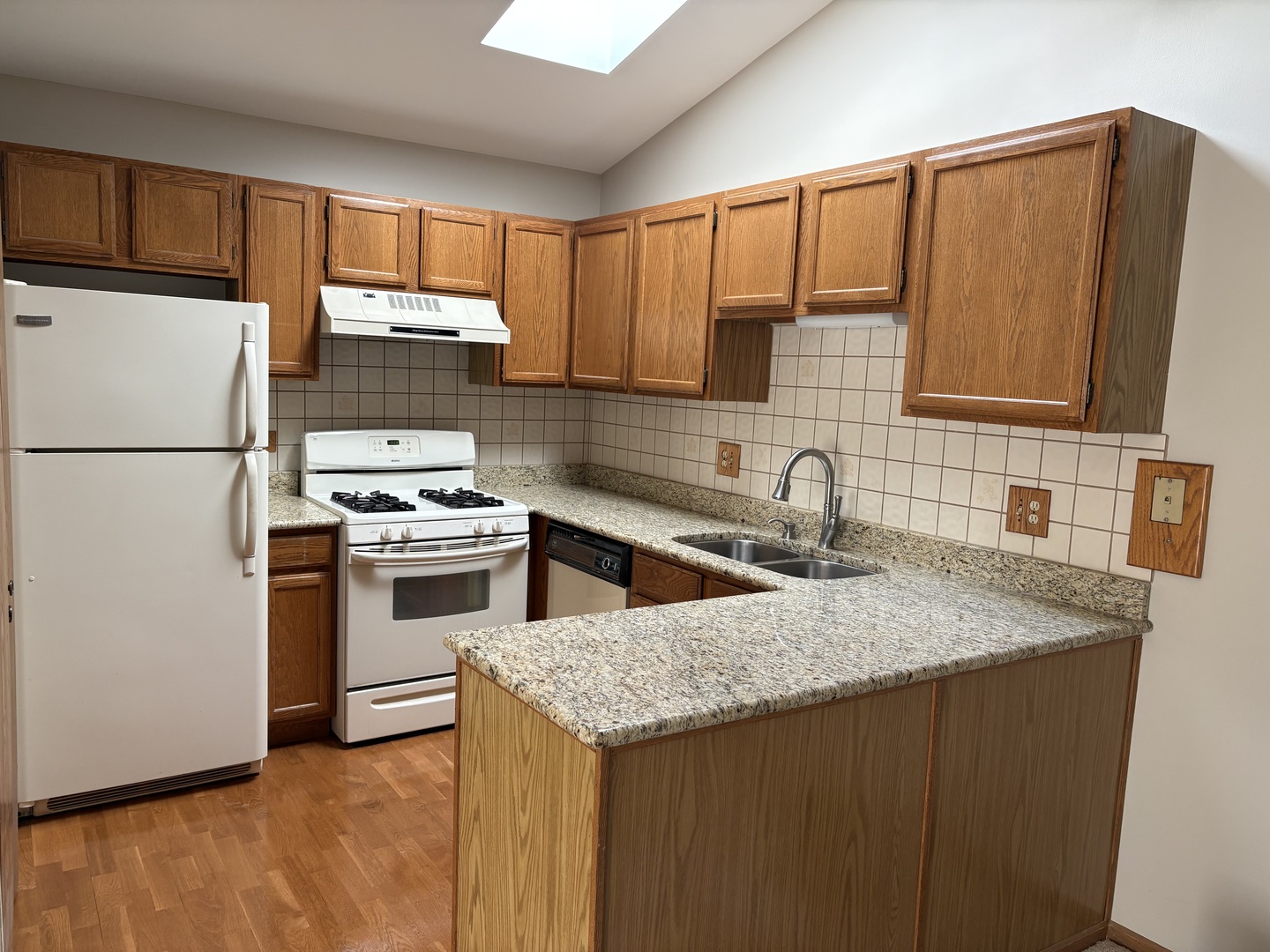 7321 Baybury Road, Downers Grove, IL 60516